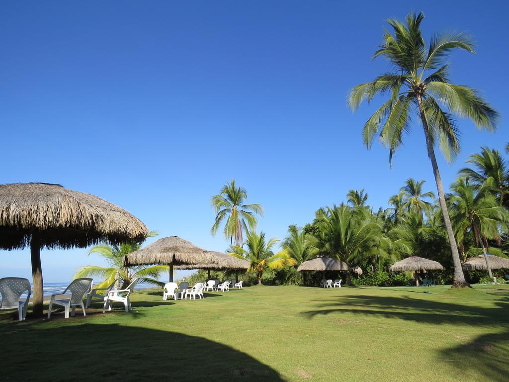 Las Lajas Beach Resort Buitenkant foto